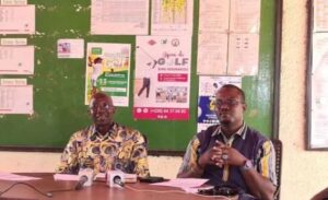 Salif Samaké, président de la FGB, accompagné de Mohamed Biara Karambiri.