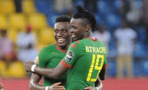 Alain Traoré et son petit frère Bertrand Traoré, actuel capitaine des Étalons du Burkina Faso.