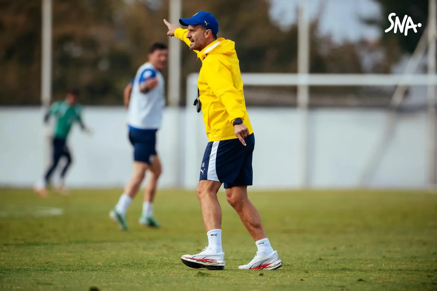 Alberto Gilardino in Parma training. Illustration published by the club on 23 October 2026; photograph date not specified.
