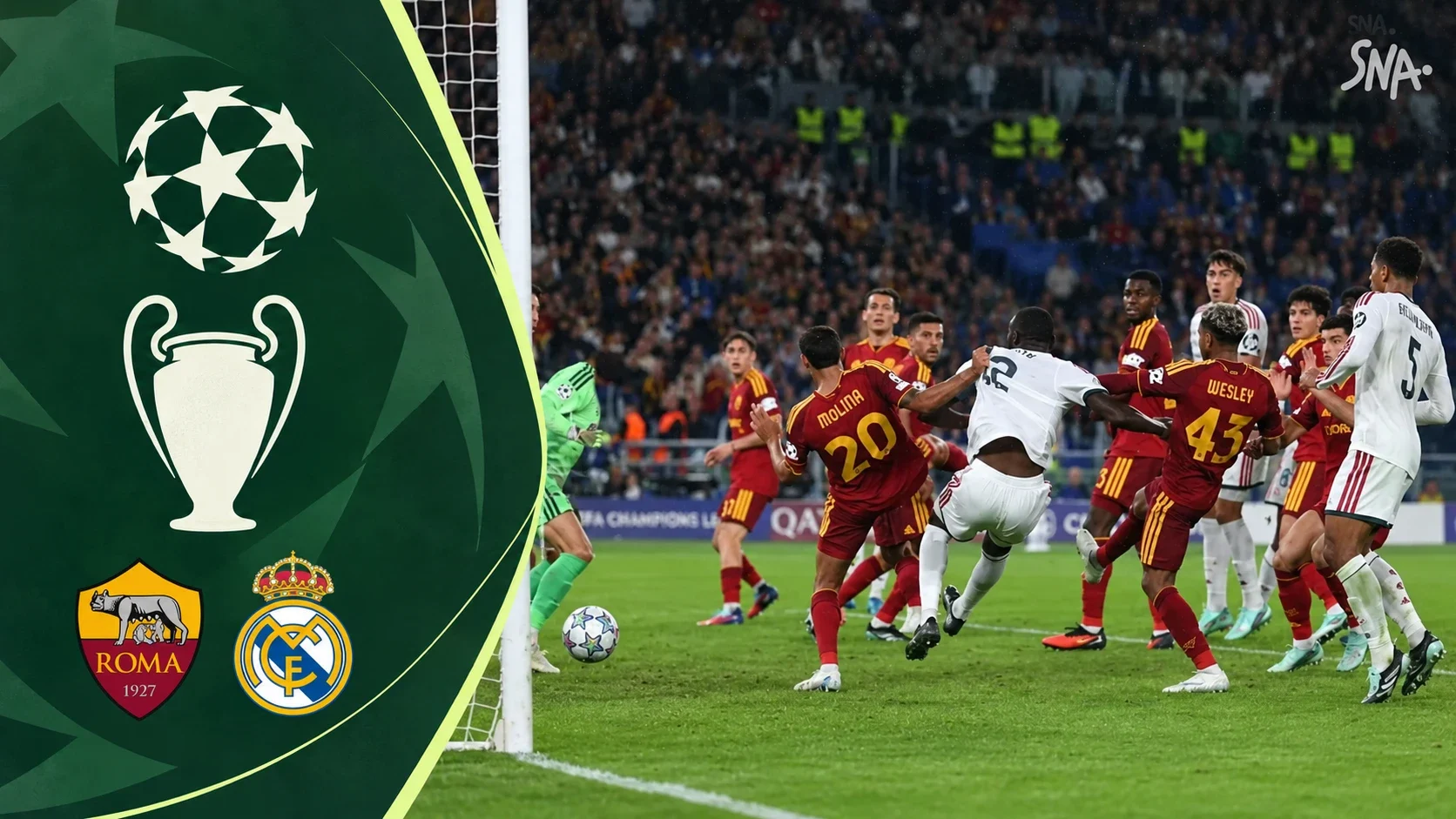 Antonio Rüdiger, maillot blanc numéro 22, au milieu des défenseurs de la Roma devant le but romain