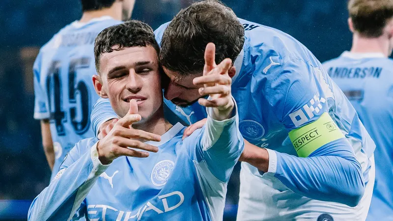 Phil Foden célèbre un but avec Manchester City face à l’AEK Athènes, le 20 octobre 2026.