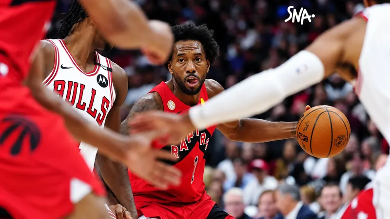 Kawhi Leonard against the Chicago defence during Toronto v Bulls, 21 October 2026.