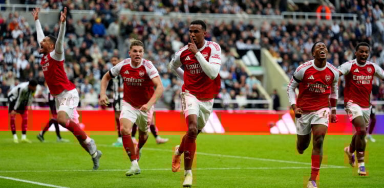 Renversant ! Arsenal crucifie les Magpies à la 96ème minute !