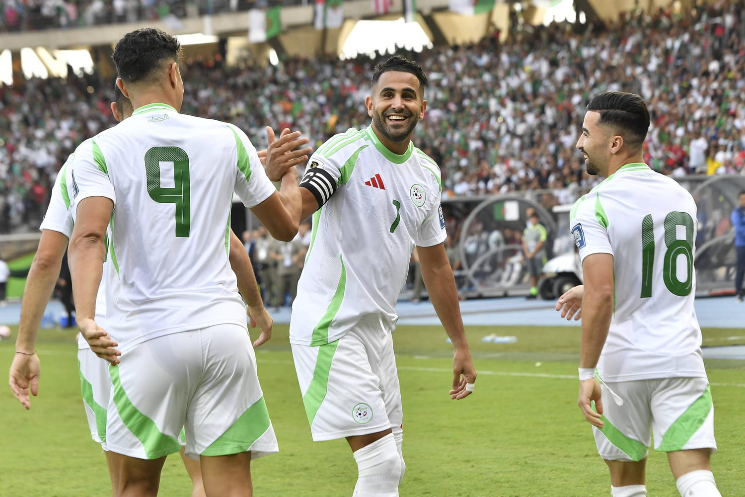 Tops et Flops Mondial 2026 (Q) : Mahrez en maestro, scandale au Malawi et carton rouge kamikaze