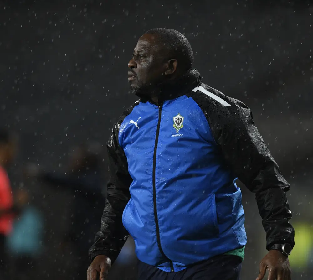 CAN 2025 : Thierry Mouyouma, l’homme qui veut faire tomber le plafond de verre du Gabon