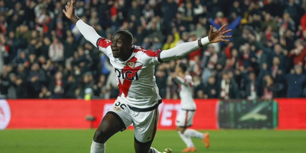 Who is Nobel Mendy, the Senegalese rock of Rayo Vallecano - Sport News Africa