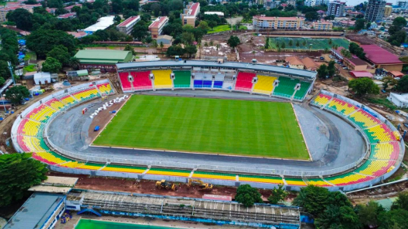 Stade du 28 Septembre de Conakry : entre homologation de la CAF et crise des fédérations
