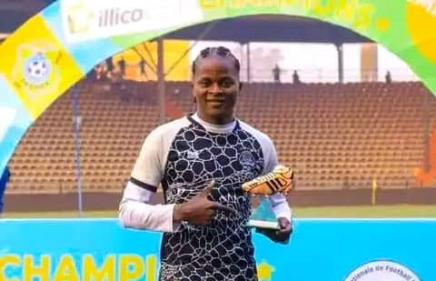 Qui est Merveille Kanjinga, la future attaquante du PSG ?