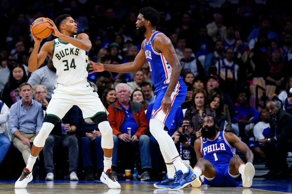 Play-offs conférence est : enjeux et africains à suivre