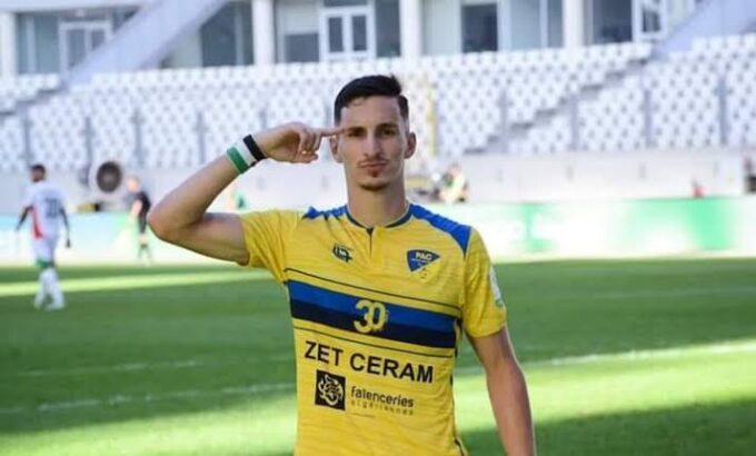 Adil Boulbina, un exil au Qatar et une carrière déjà enterrée ?