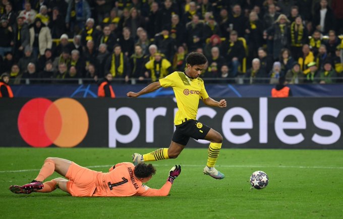 LDC : Dortmund et Adeyemi assomment Chelsea, Benfica enfonce Brugge