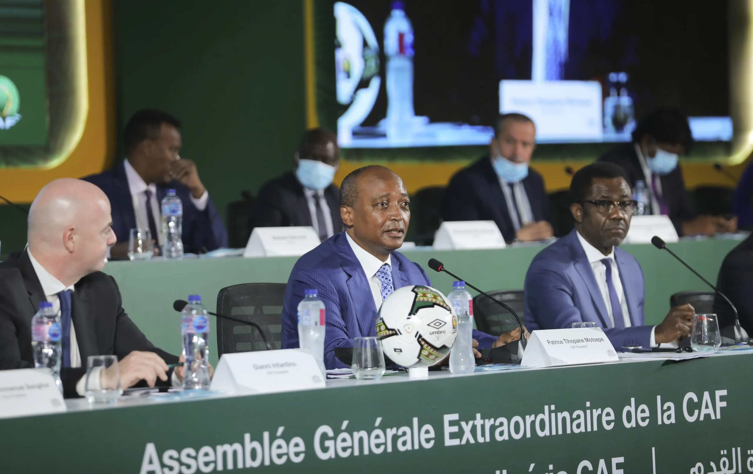 Elections à la CAF : Motsepe sans opposition, Eto’o en lice et bataille pour le Conseil de la FIFA