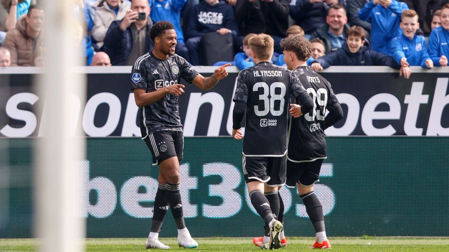 Eredivise : Chuba Akpom redonne de l’espoir à l’Ajax