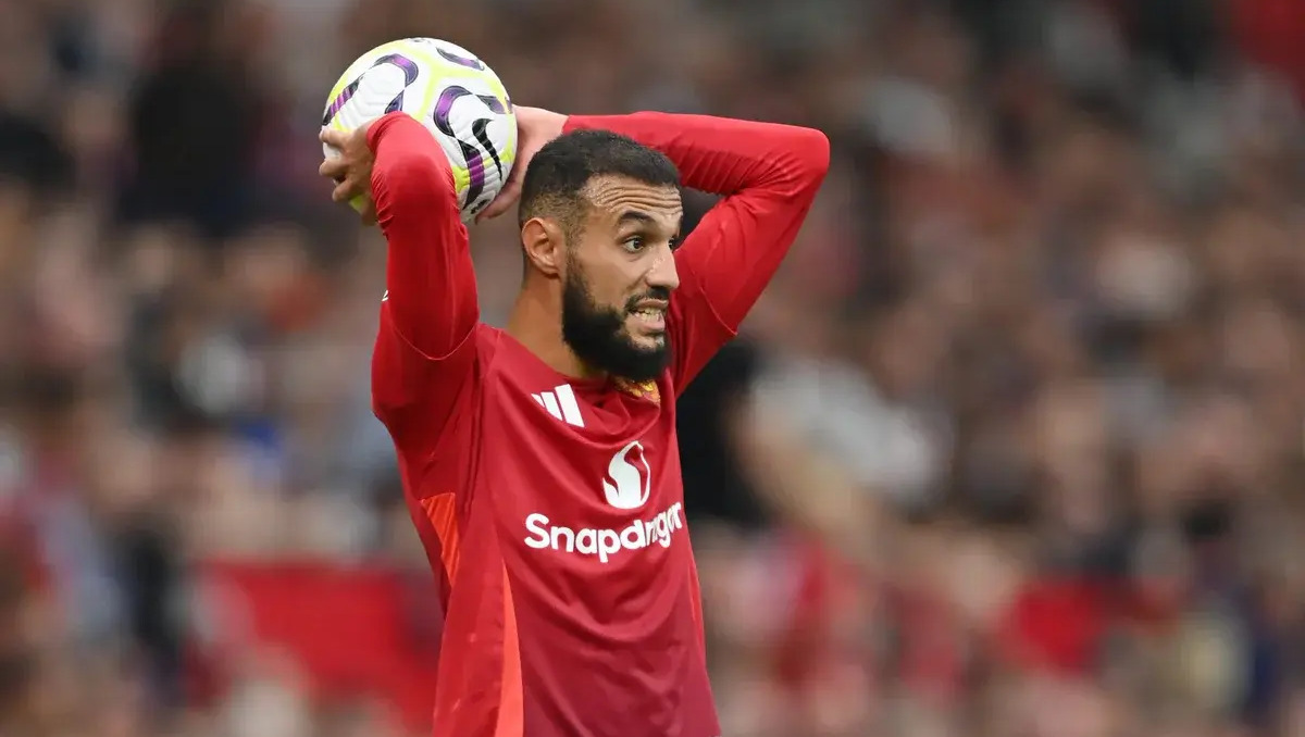 Manchester United : comment Mazraoui a mis tout le monde d'accord