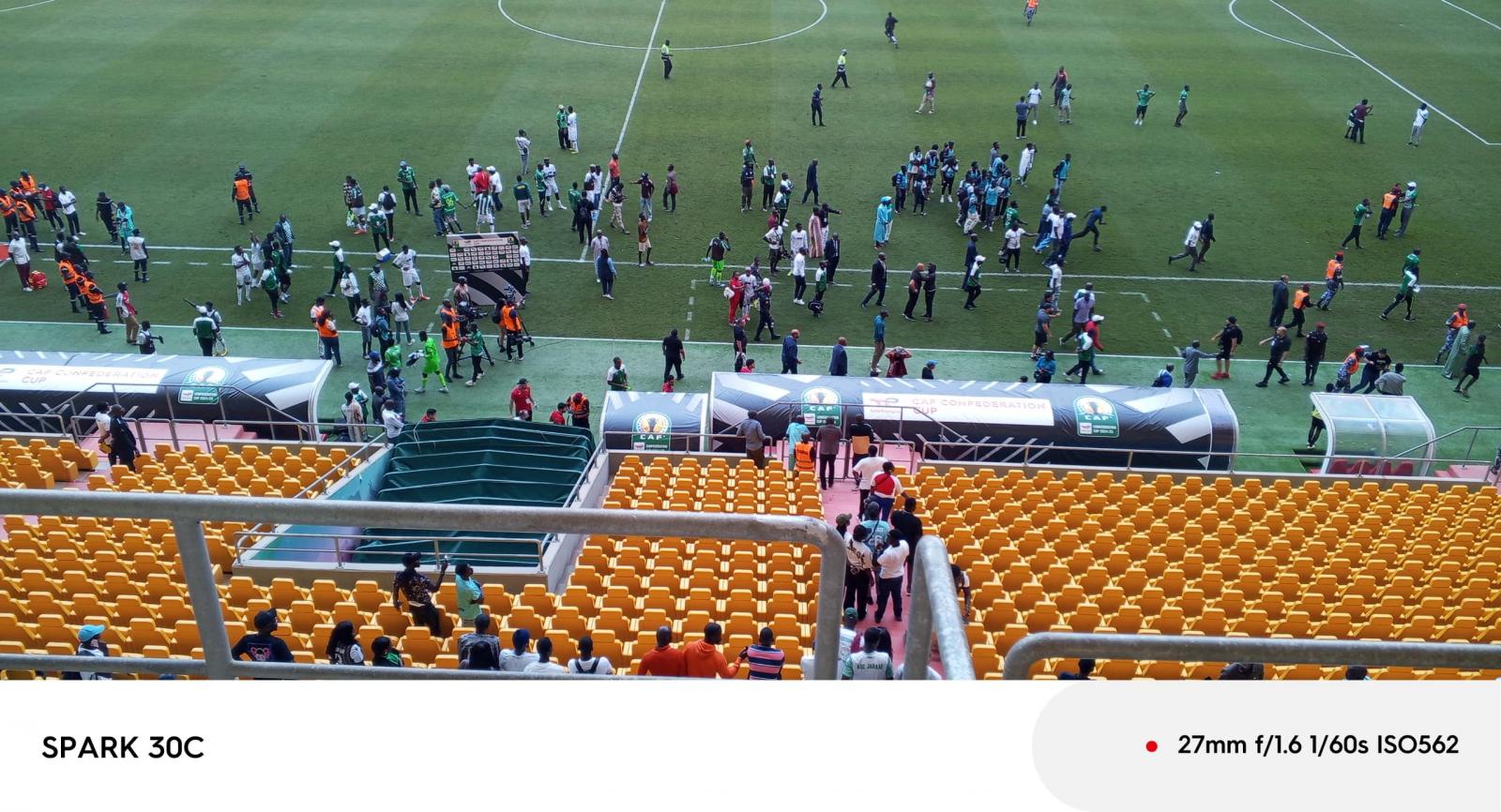 Jaraaf - USM Alger : récit d'un match qui a dégénéré