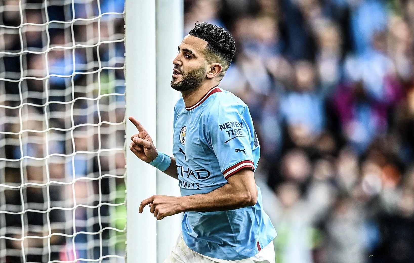 Ryad Mahrez marque l’histoire