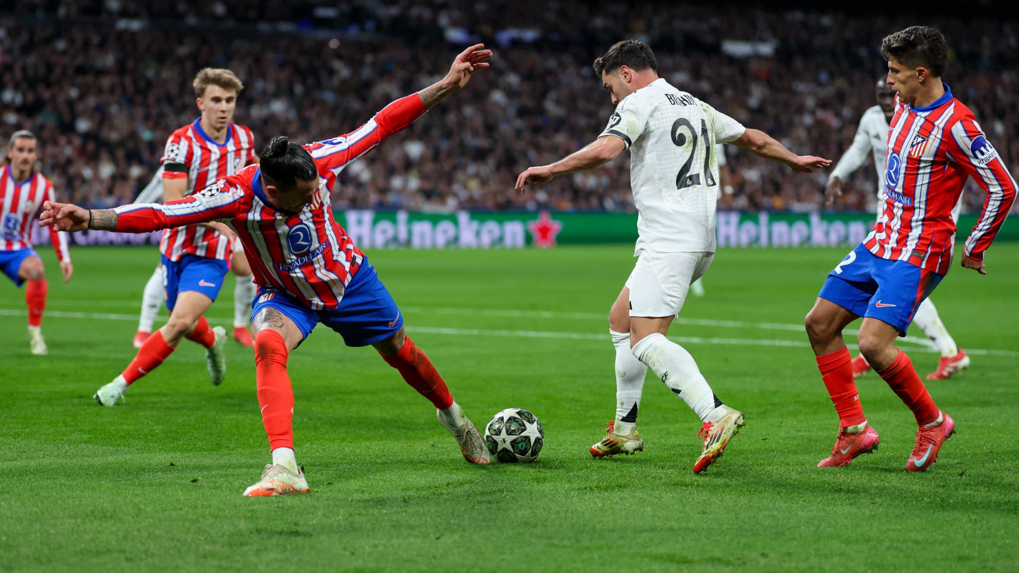 LDC : Guirassy en mission, Reinildo contre Brahim Diaz, quels Africains pour prendre le quart ?