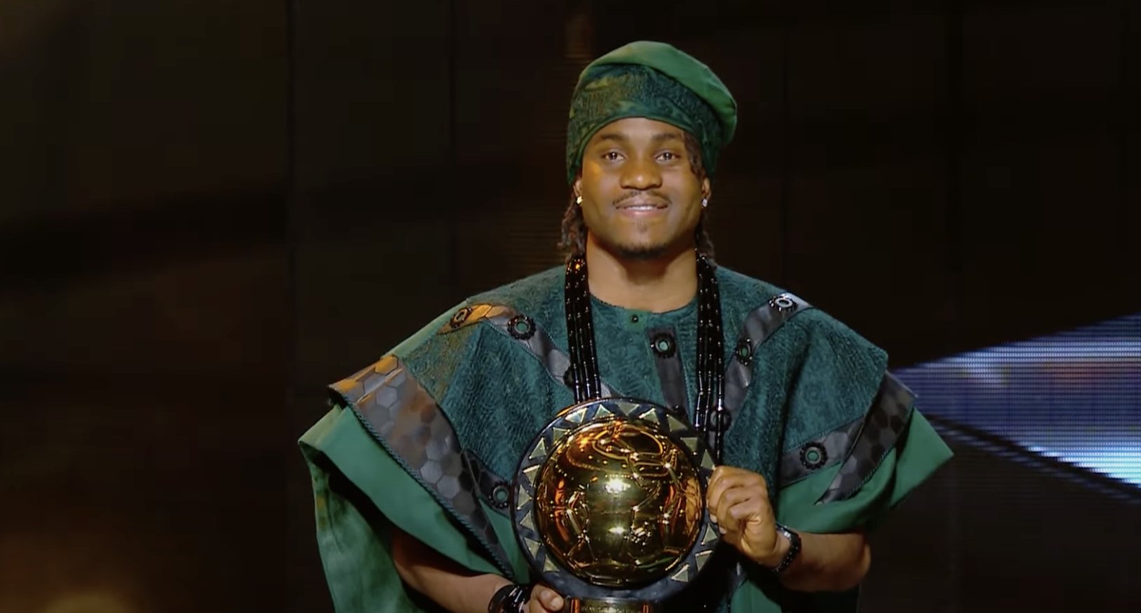 CAF Awards 2024 : Lookman et Banda sacrés... tous les lauréats de la soirée !