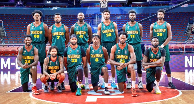 Fanion Brodé 1973 – Cameroun Caen Basket Ball Club Yaoundé – Match – Très Bon état