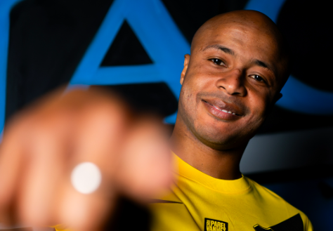 Football – Ghana: André Ayew signs in the Netherlands