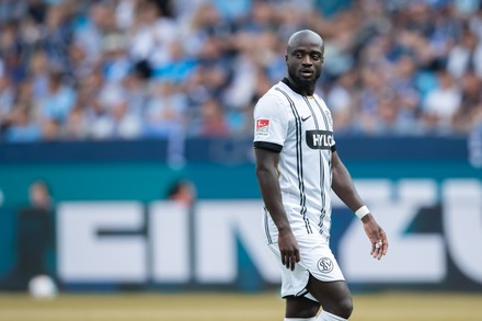 Amara Conde opte pour la Guinée