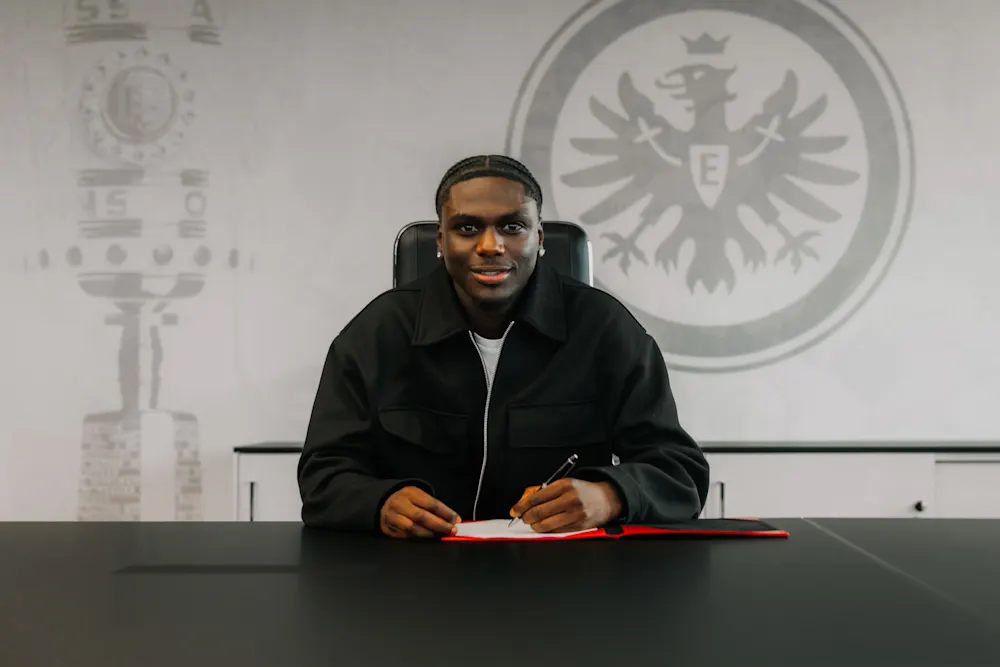 Fousseny Max Doumbia prolonge son contrat à Francfort