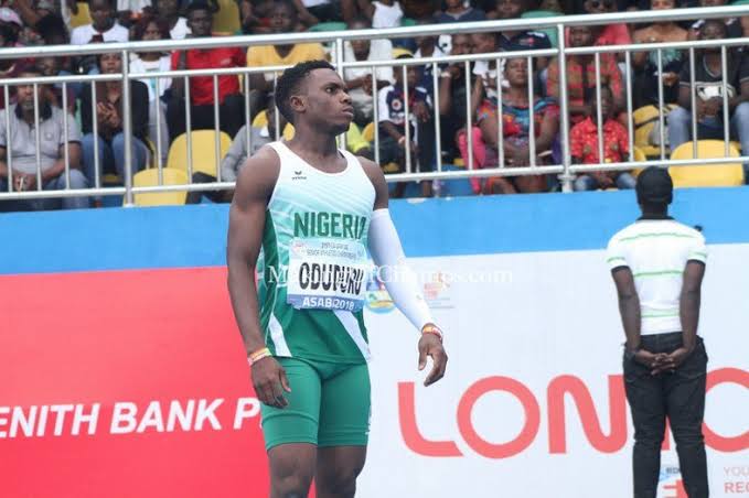 Divine Oduduru sera aux relais mondiaux avec le Nigeria
