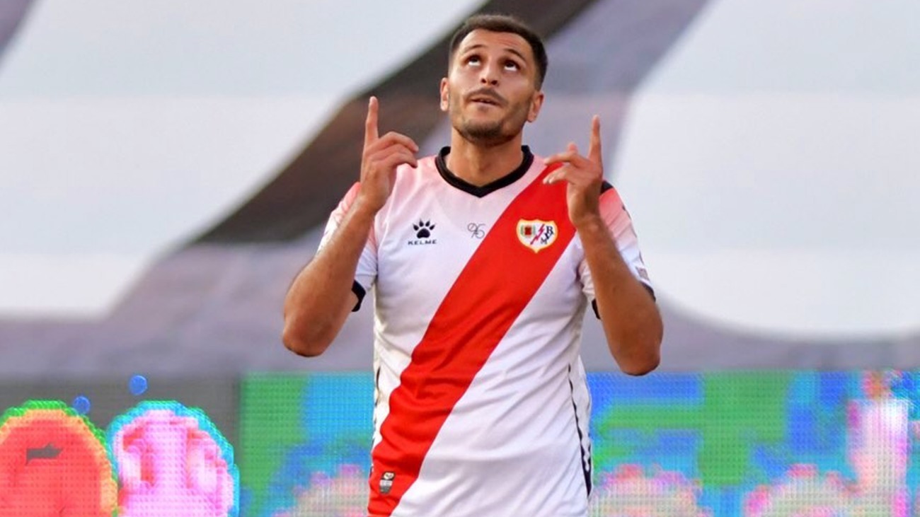 Moroccan Yacine Qasmi and Rayo Vallecano will play in La Liga next season.