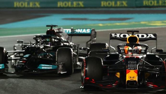 Lewis Hamilton et Max Verstappen auront bataillé jusqu'au dernier grand prix de la saison