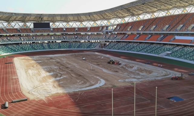 Veron Monsengo-Omba  SG CAF- Stade Ebimpé rénovation