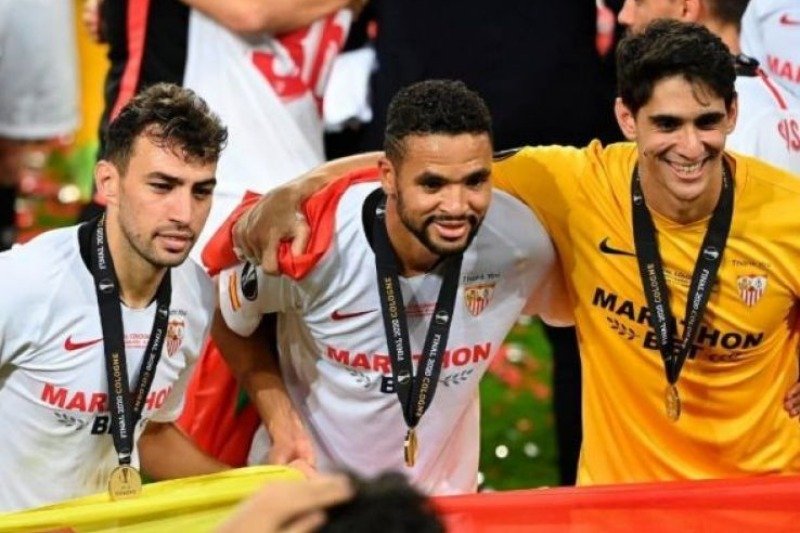 Le trio marocain du FC Séville. 