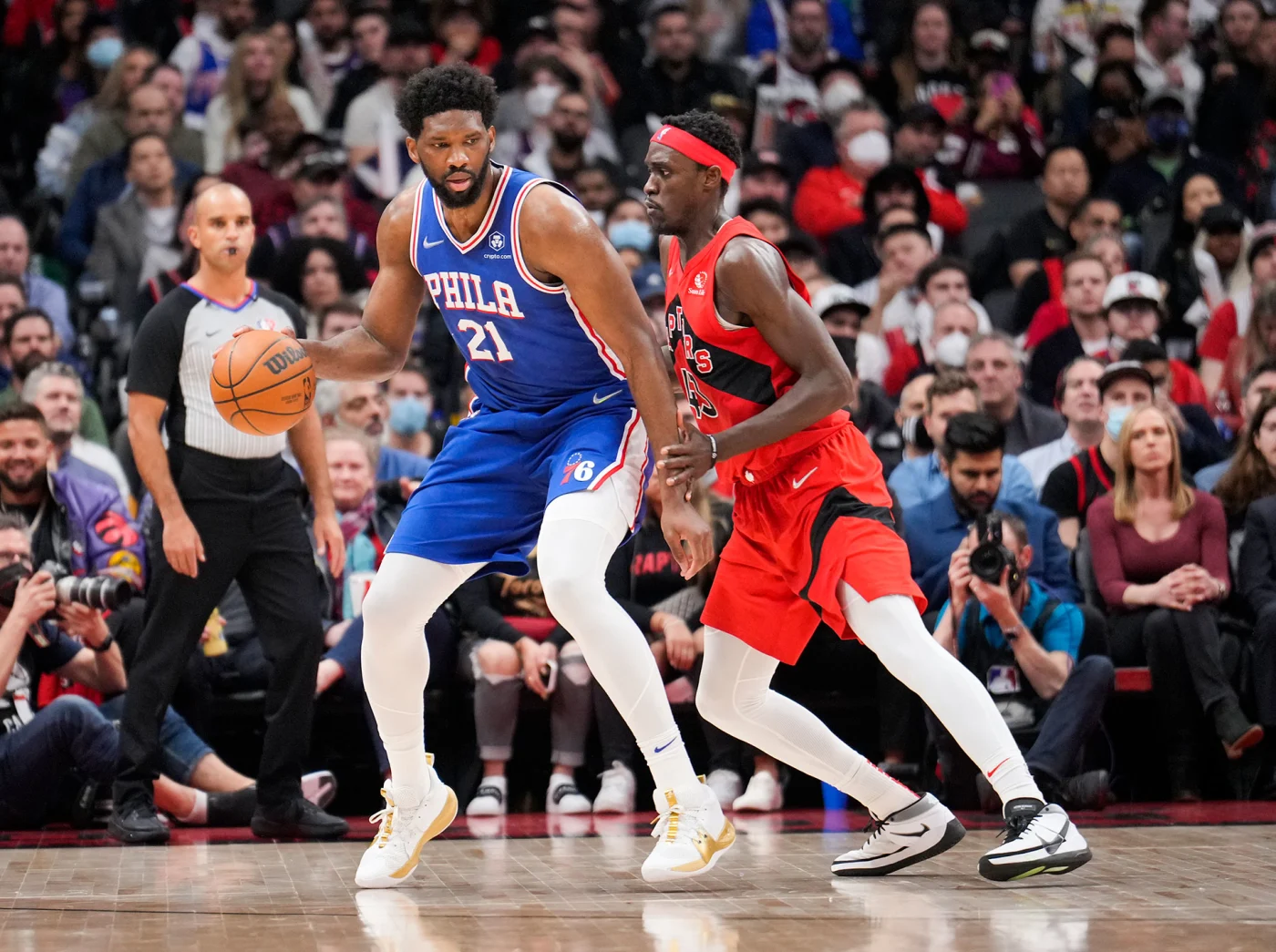 Le duel camerounais Joel Embiid-Pascal Siakam est au menu des Play-offs ce samedi soir.