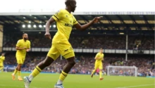 Yoane Wissa 7 buts en Premier League