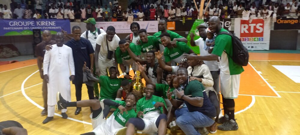 L'AS Douanes est championne du Sénégal pour la 10e fois.