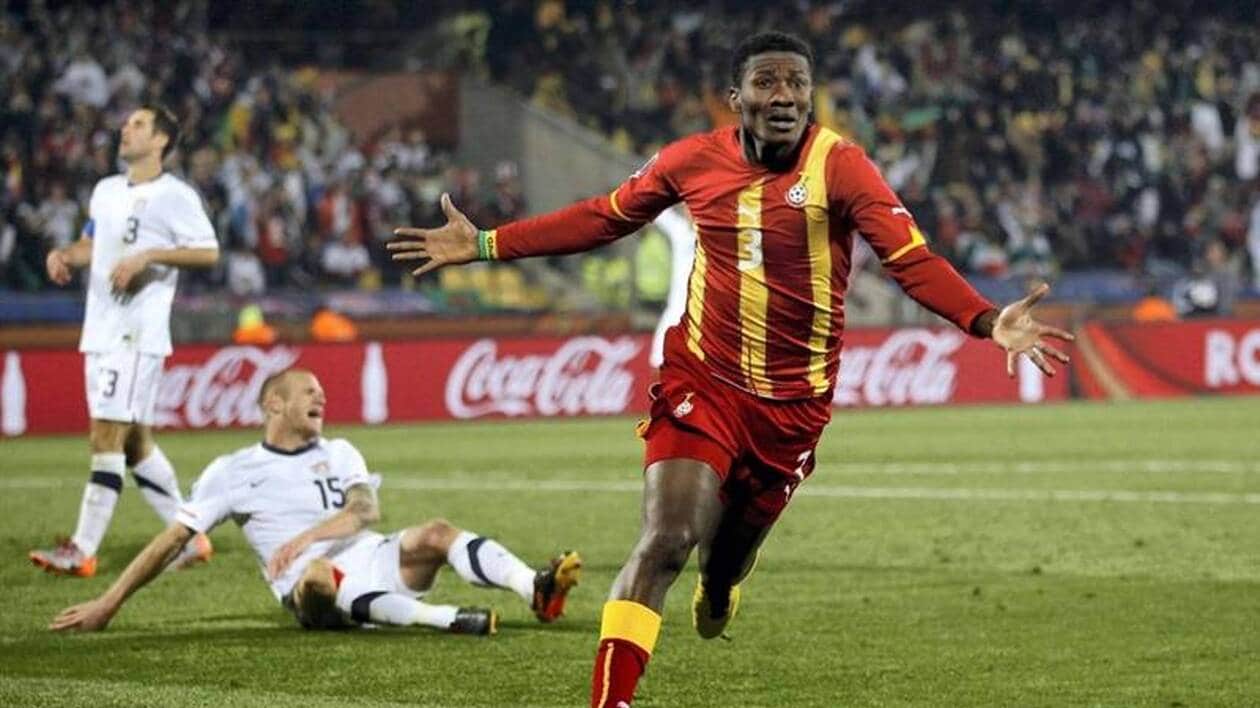 Asamoah Gyan permet au Ghana d'éliminer les États-Unis et accéder en quart de finale du Mondial 2010.