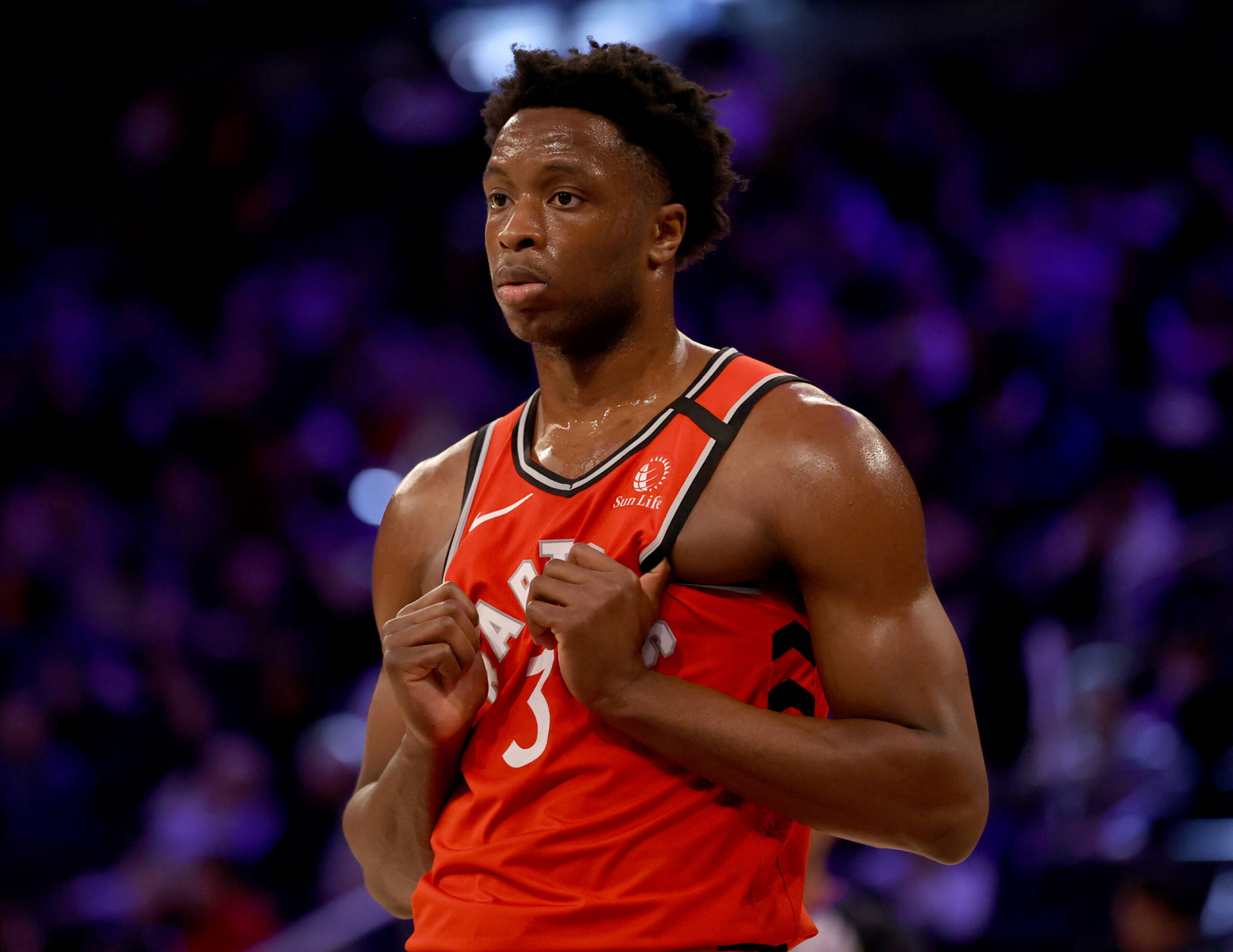 NEW YORK, NEW YORK - JANUARY 24:  OG Anunoby #3 of the Toronto Raptors wait at the line during a foul shot in the second half against the New York Knicks at Madison Square Garden on January 24, 2020 in New York City.The Toronto Raptors defeated the New York Knicks 118-112.NOTE TO USER: User expressly acknowledges and agrees that, by downloading and or using this photograph, User is consenting to the terms and conditions of the Getty Images License Agreement. (Photo by Elsa/Getty Images)