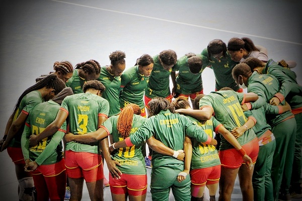 la sélection camerounaise de handball dames.