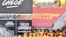 Lens rend hommage à la fille de Ganago décédée