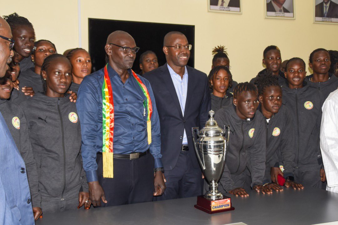 Mame Moussa Cissé et les Lionnes au Ministère des Sports