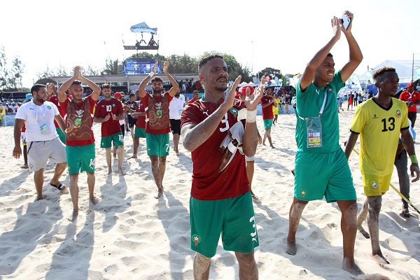 Morocco thank their supporters after beating Mozambique to finish in 3rd place during the 2022 Beach Soccer Africa Cup of Nations 3rd Place Playoff match between Morocco and Mozambique held at Vilankulos Beach Arena in Vilankulo, Mozambique on 28 October 2022 © Shaun Roy/BackpagePix