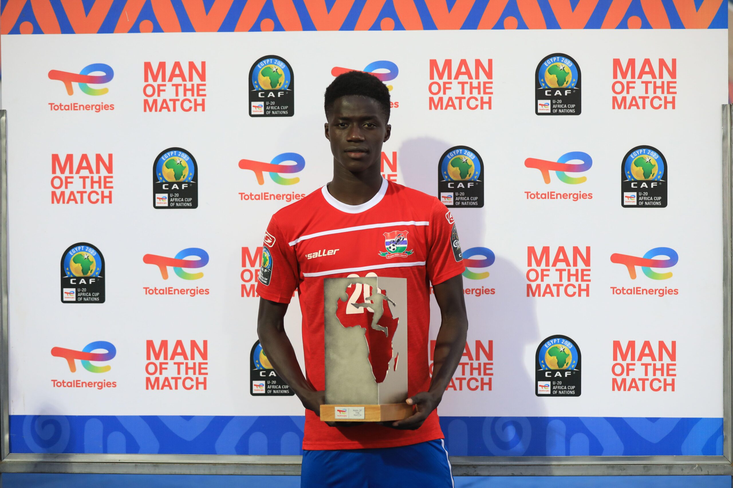 2P17KD0 Egypt, Alexandria 03 March 2023 - Adama Bojang of The Gambia with man of the match trophy after the Quarter Final match between Gambia Under 20 and South Sudan Under 20 of TotalEnergies Under 20 Africa Cup of Nations Egypt 2023 and qualify play off for FIFA under 20 World Cup 2023 in Indonesia. Haras El-Hodod Stadium in Alexandria, Egypt, 2023. Photo SFSI Credit: Sebo47/Alamy Live News
