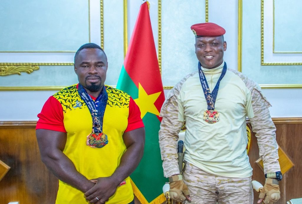 Baby ZAN et le président du Faso, capitaine Ibrahim Traoré.