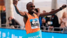 Jacob Kiplimo établit un nouveau record mondial de semi-marathon