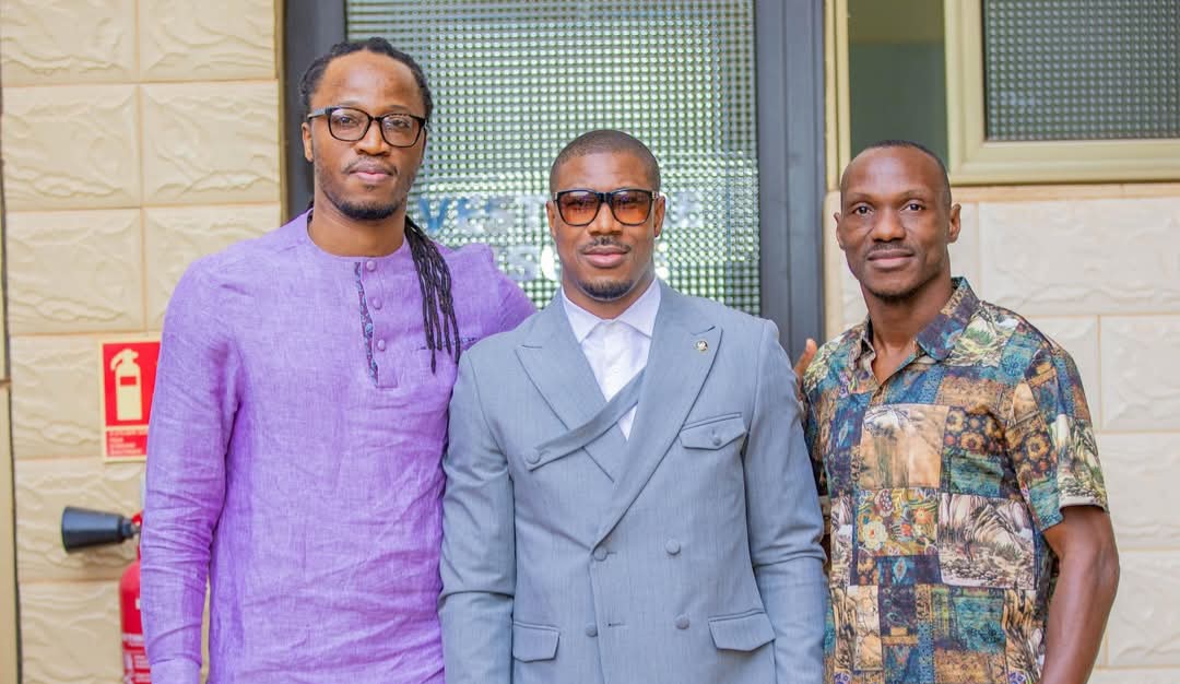 Bakary Koné dit Général Bako, Prejuce Nakoulma et Issouf Ouattara, des ex internationaux burkinabè.