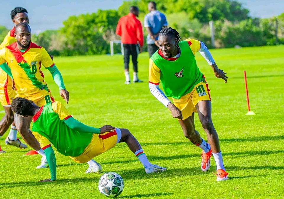 Les Étalons du Burkina Faso en pleine séance d'entraînement.