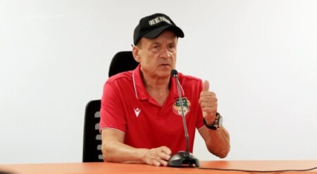 Bénin Gernot Rohr maintenu, mais sous pression