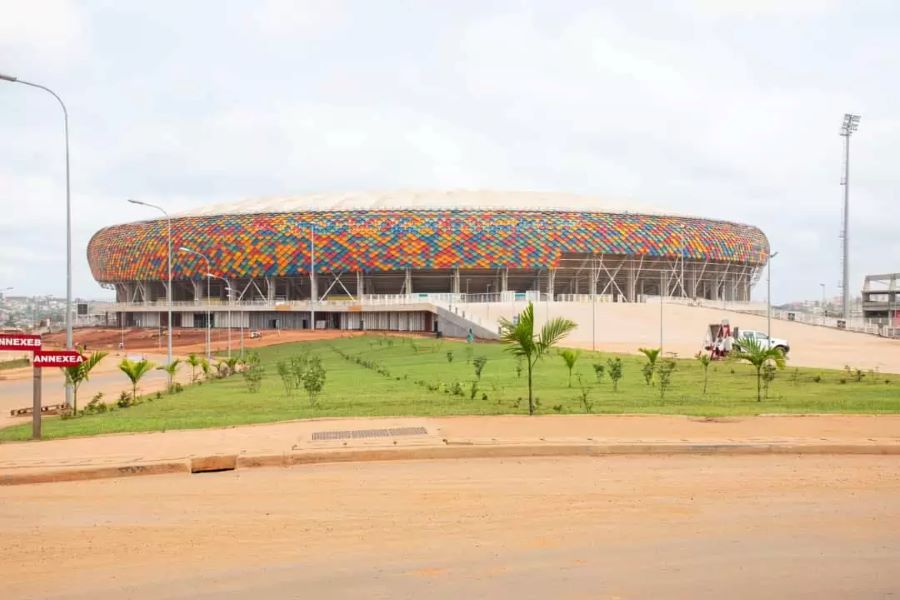 Le stade d'Olembé toujours inachevé