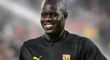 Lens à 26 ans, Malang Sarr ouvre la porte au Sénégal