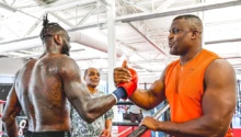 PFL Deontay Wilder insiste pour affronter Francis Ngannou
