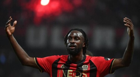 Nice Evann Guessand intéresse Villarreal